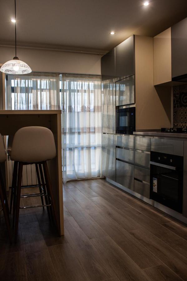 Eurocomfort Apartments เปียตราเนียมซ์ ภายนอก รูปภาพ